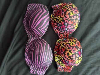 Pink Victoria’s Secret Bras