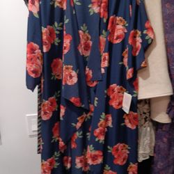 Womans Cover Lularoe Roe Med