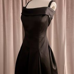 Plus Size 16 Black Flared Dress