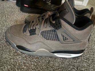 Jordan 4s