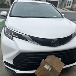 2022 Toyota Sienna Clean Title 