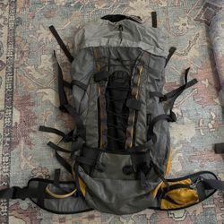 REI PINNACLE BACKPACKING PACK