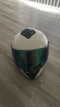 Auboa motorcycle helmet (Model MD-813). color is white and it has some specs