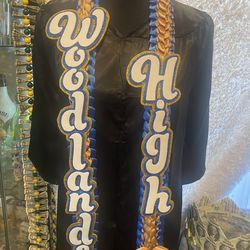 WOODLAND HILLS HIGH SCHOOL GRADUATION LEI
