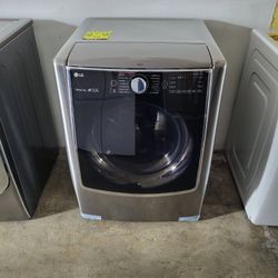 LG Mega Capacity Gas Dryer 9.0 Cubic Feet