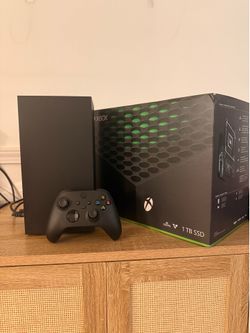 XBOX Xseries 1TB SSD & Controller