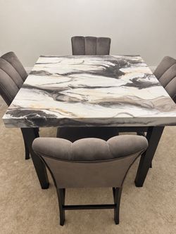 Dining Set