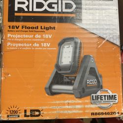 Flood light