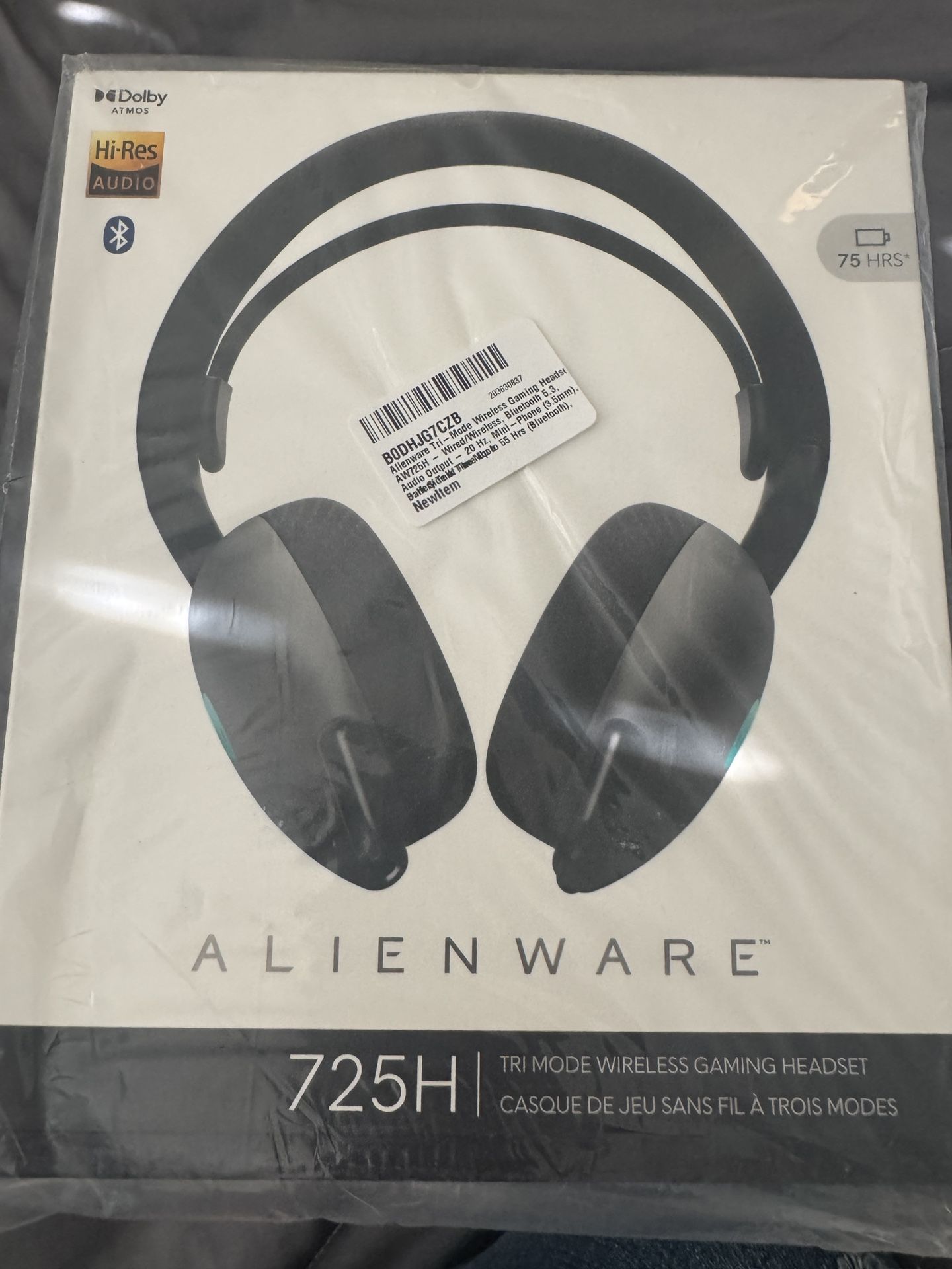 Alienware Tri-Mode Wireless Gaming Headset AW725H - Wired/Wireless, Bluetooth 5.3, Audio Output - 20 Hz, Mini-Phone (3.5mm), Battery Talk Time Up to 5