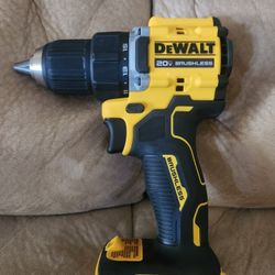 Brand new Dewalt 20V Brushless 1/2 in. Drill/Driver (Tool-Only/DCD794)