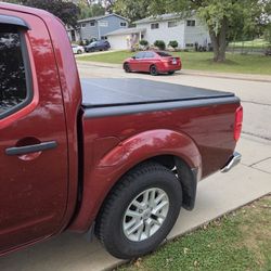 nissan frontier bed cover