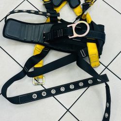 Guardian Fall Protection Series 3 Harness, Full Body Harness Waist Pad 37193 size Medium/large