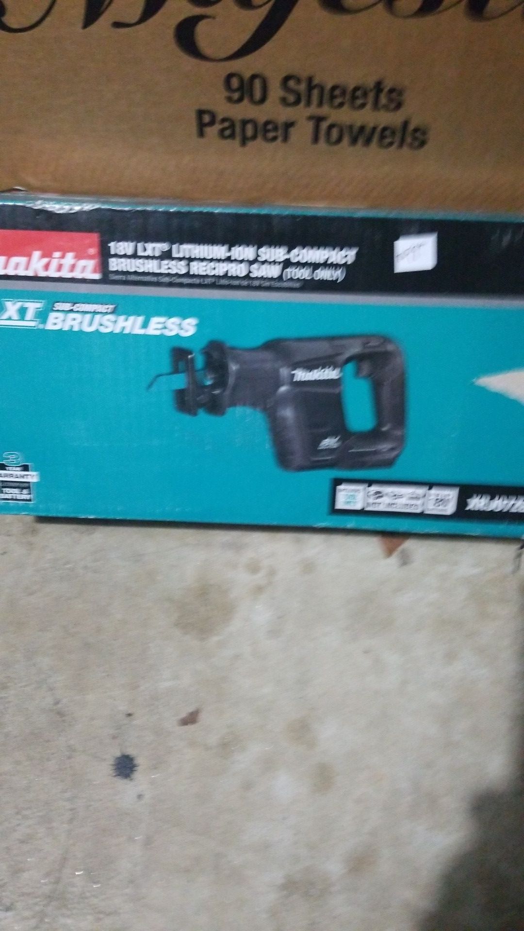 Makita reciprocating saw