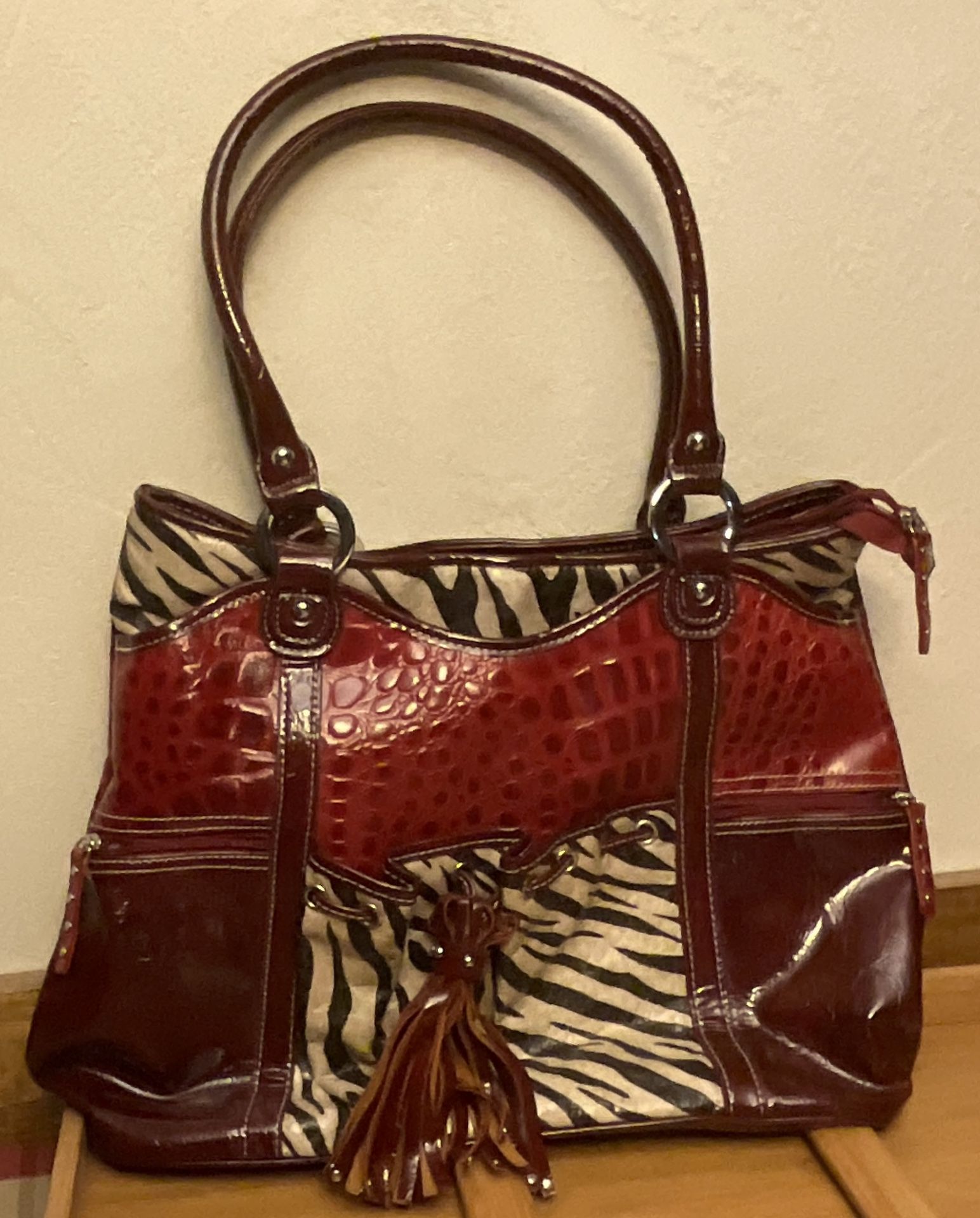 NEW Black , White, Maroon , Burgundy Zebra and Allegator Print M.C. Marc Chantel Hand Bag