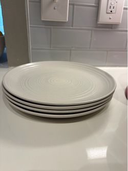 Set of 4 portmeirion plates