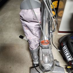 Kirby Vintage Vacuum With Shampoo Kit