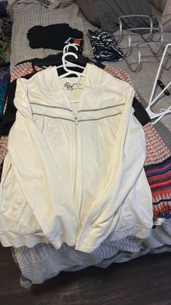 Lightweight zipper jacket made in Cambodia