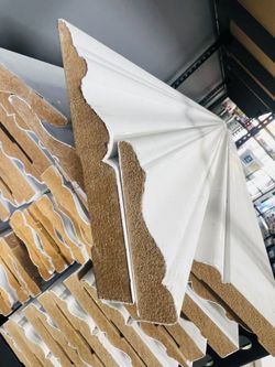 MDF baseboard 3 1/2 $0.68 / Molduras
