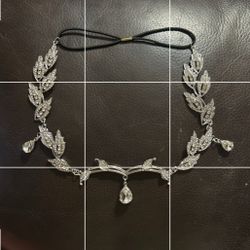 New Bridal/Costume Headpiece Crown w/ Leaves 