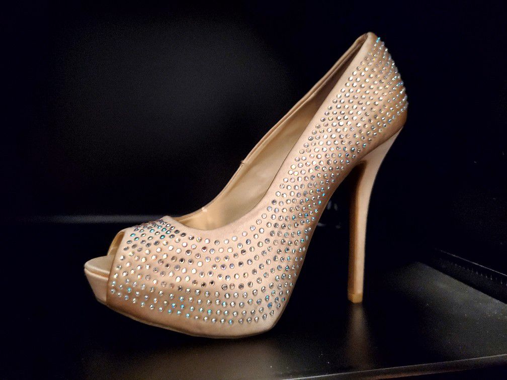 Peep Toe Studded Jennifer Lopez Platform Heels