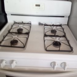 Frigidaire Gas stove