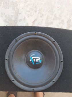 2-12" subwoofers and sub amp