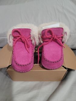Ugg Sparrow Booties