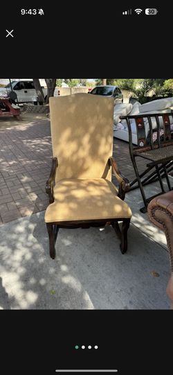 Vintage Throne Chair