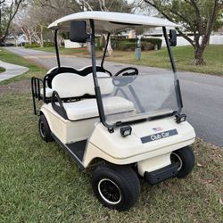 Club golf car 