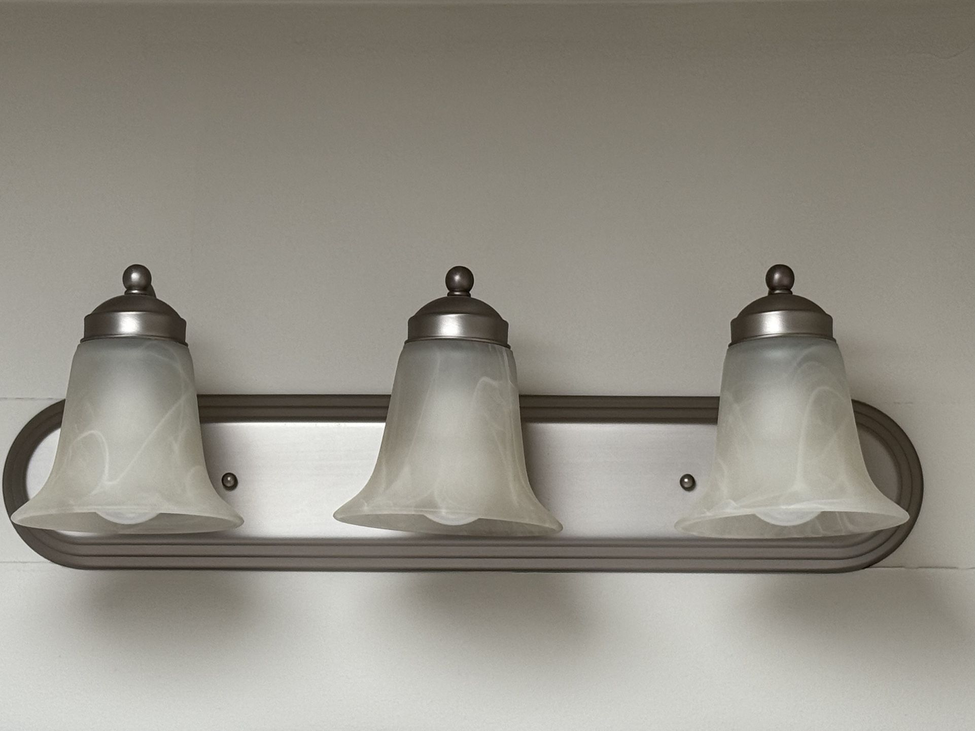 Bathroom Vanity Light Fixtures ( set of 2)