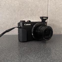 PowerShot G7X Mark II
