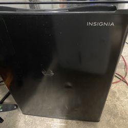 Mini Fridge 