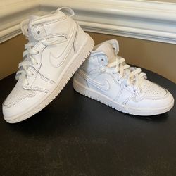 Size 12C Air Jordan 1 mid ps triple white 640734-126