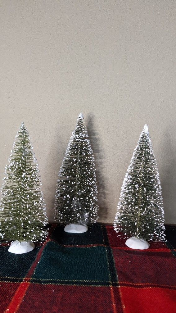 Huge Collection Of Dickens Village / Dept 56 VINTAGE Holiday Decor