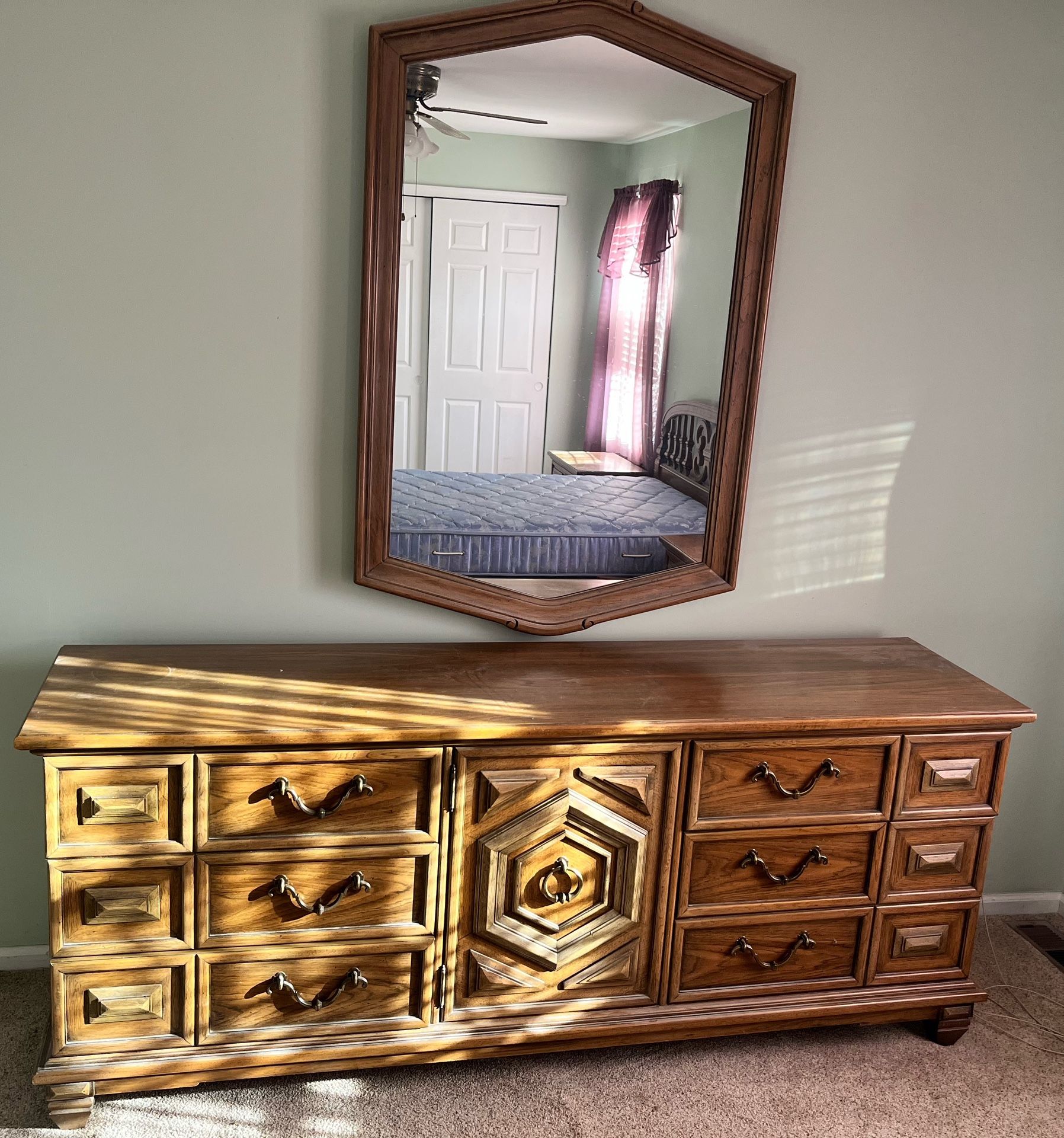 Bedroom Set, Must Be Picked Up In Clementon!!