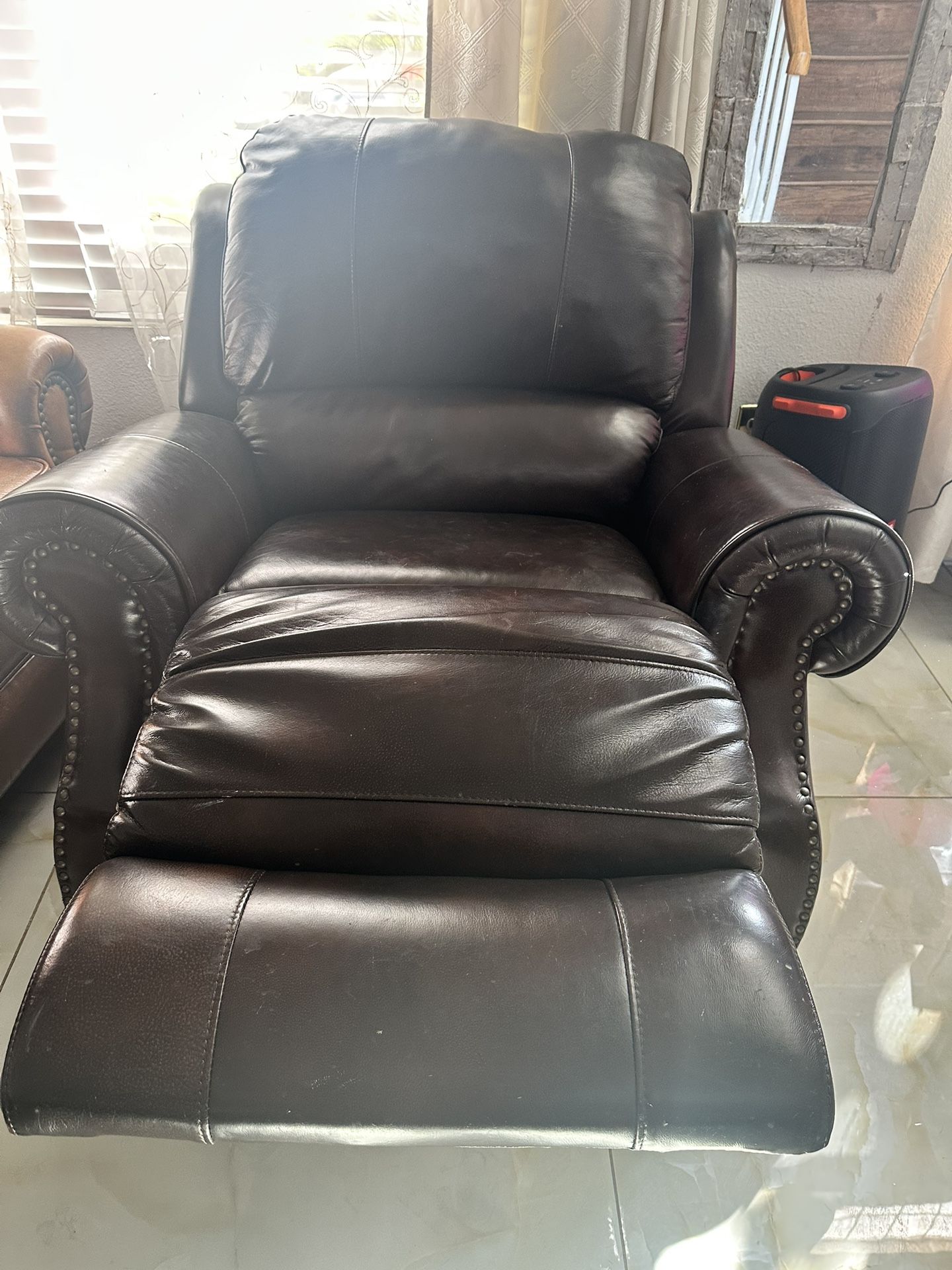 Jerome Leather 2 Pieces