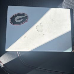 Apple Laptop $100 Used Everything Works