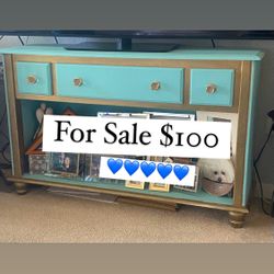 Console /dresser Real And Gold Crystal Knobs 