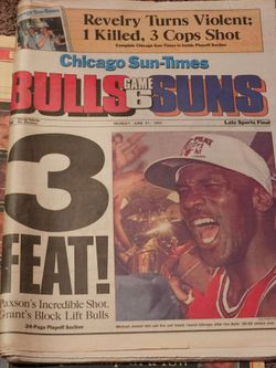 Chicago Bulls '92 & '93 Chicago Newspapers