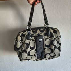 Coach Signature Purse