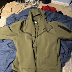 Olive Green Nike Tech Fleece