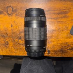 Canon EF 75-300 Lenz 
