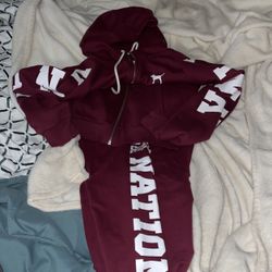 Victoria’s Secret Size Medium Burgundy