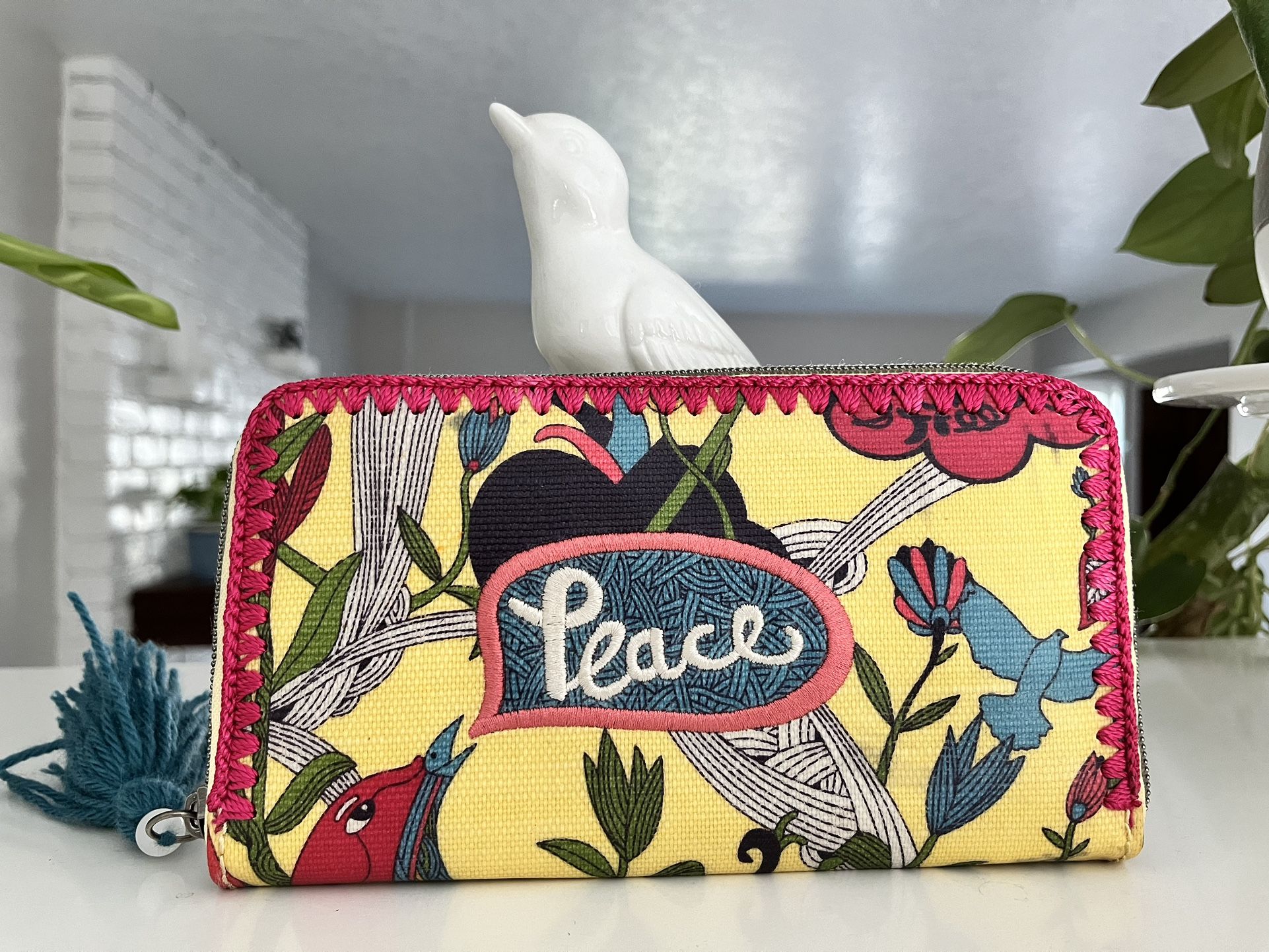 Sakroots the Sak Peace Wallet