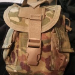 Military 1 Quart Canteen/ General Purpose Pouch 