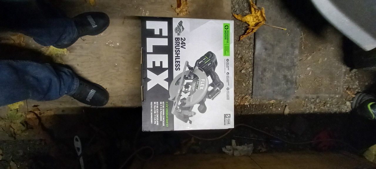 Flex 24v Circular Saw