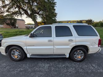 2003 Cadillac Escalade