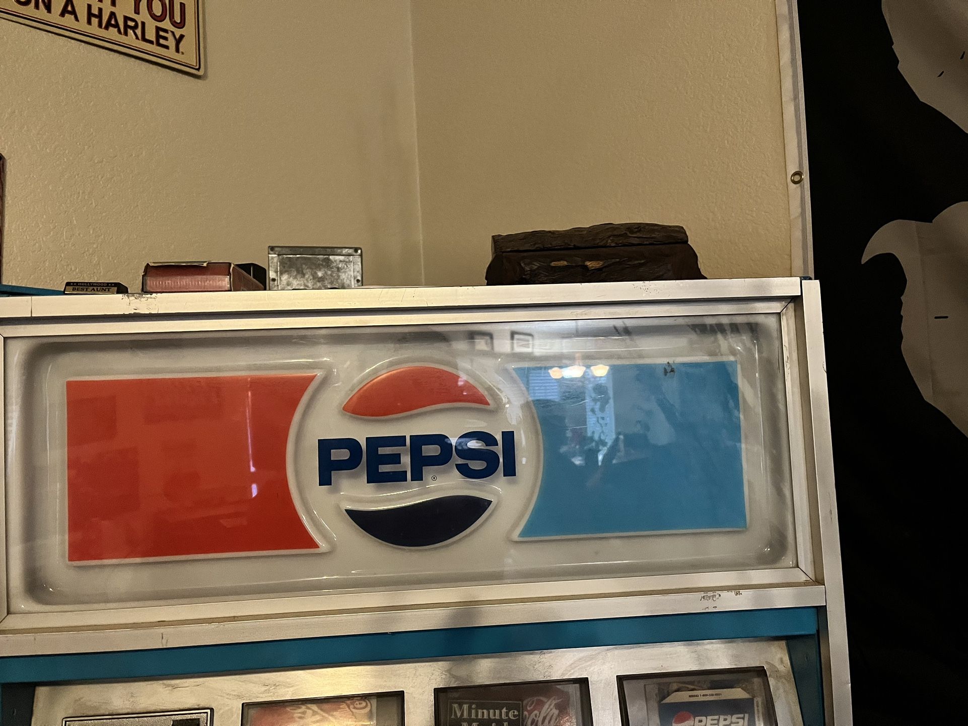 Pepsi Soda Machine