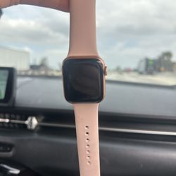 Rose Gold Series 6 Apple Watch
