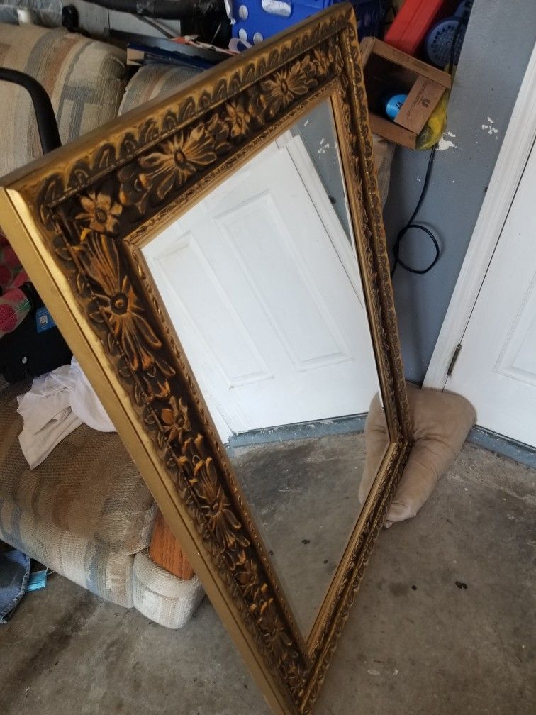 Entry Mirror